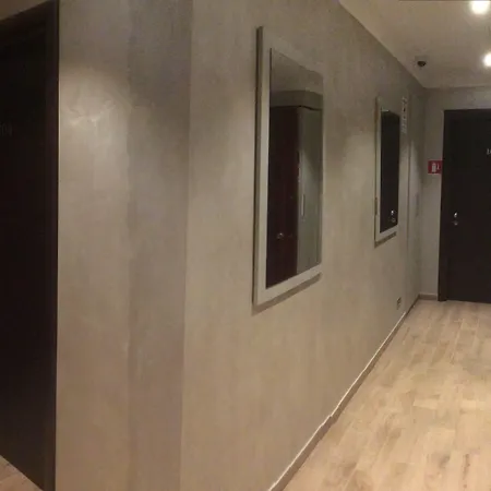 Le Di Nana' Πανσιόν 4*